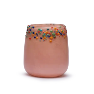 Pink glasvase med konfetti