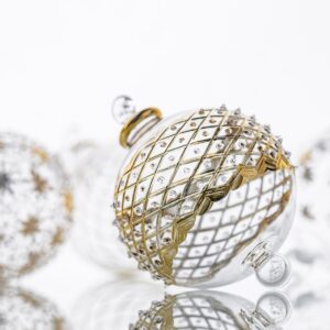 Mundblæst julekugle. Håndgraveret og hånddekoreret, belagt med 10 karat guld - 8 cm